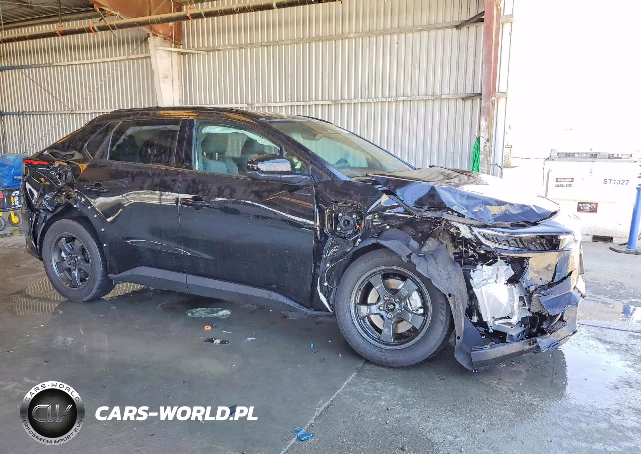 2026 Toyota Bz Xle Plus VIN:JTMBCAEBXTJ013370 - 4