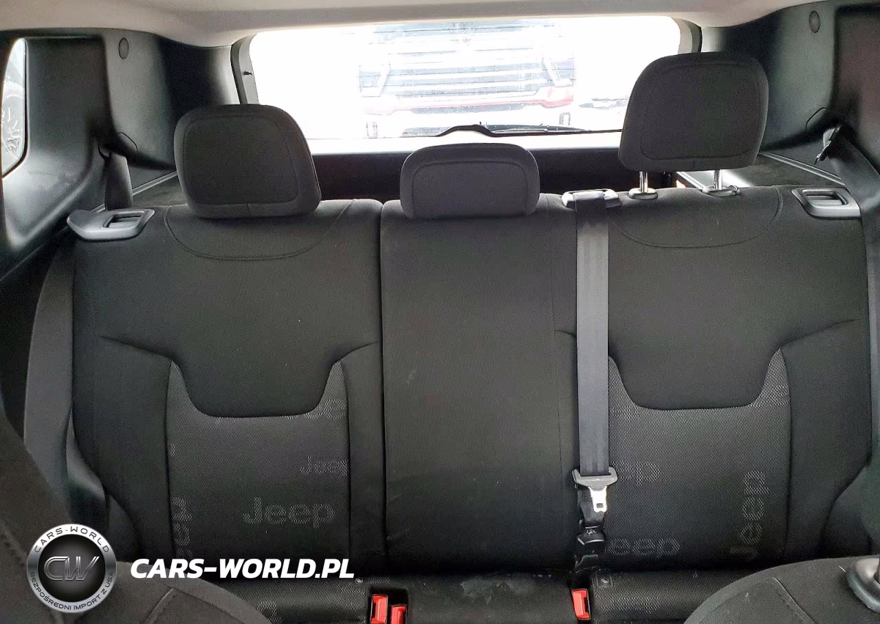2015 Jeep Renegade Latitude VIN:ZACCJBBTXFPC28734 - 10
