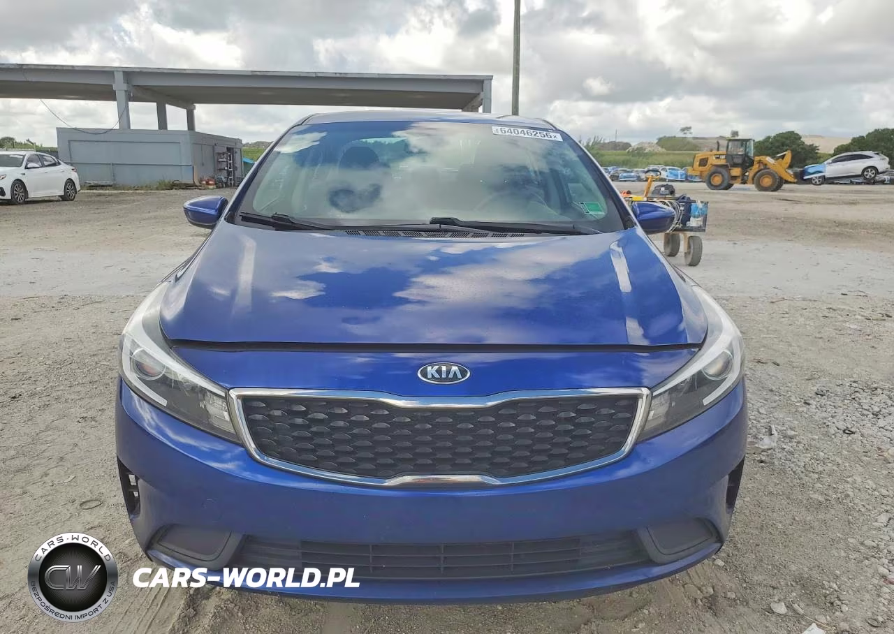 2017 Kia Forte Lx VIN:3KPFK4A72HE039568 - 5