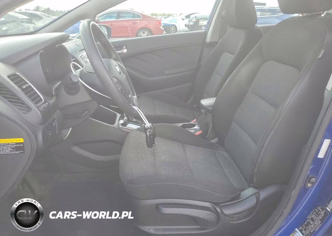 2017 Kia Forte Lx VIN:3KPFK4A72HE039568 - 7
