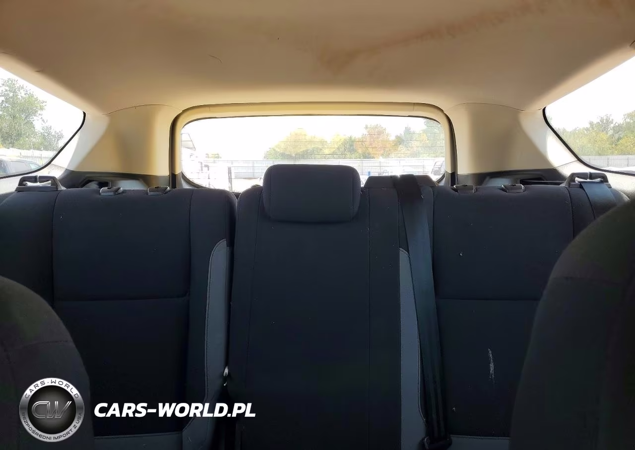 2013 Ford Escape S VIN:1FMCU0F76DUB23043 - 10