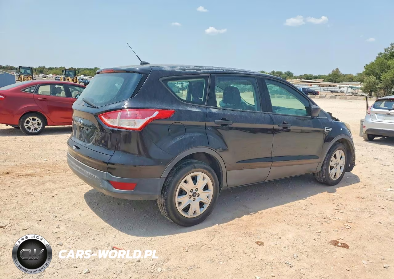 2013 Ford Escape S VIN:1FMCU0F76DUB23043 - 3