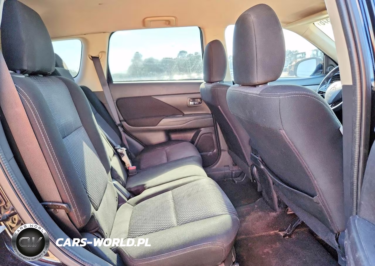 2016 Mitsubishi Outlander Se VIN:JA4AD3A39GZ003644 - 11