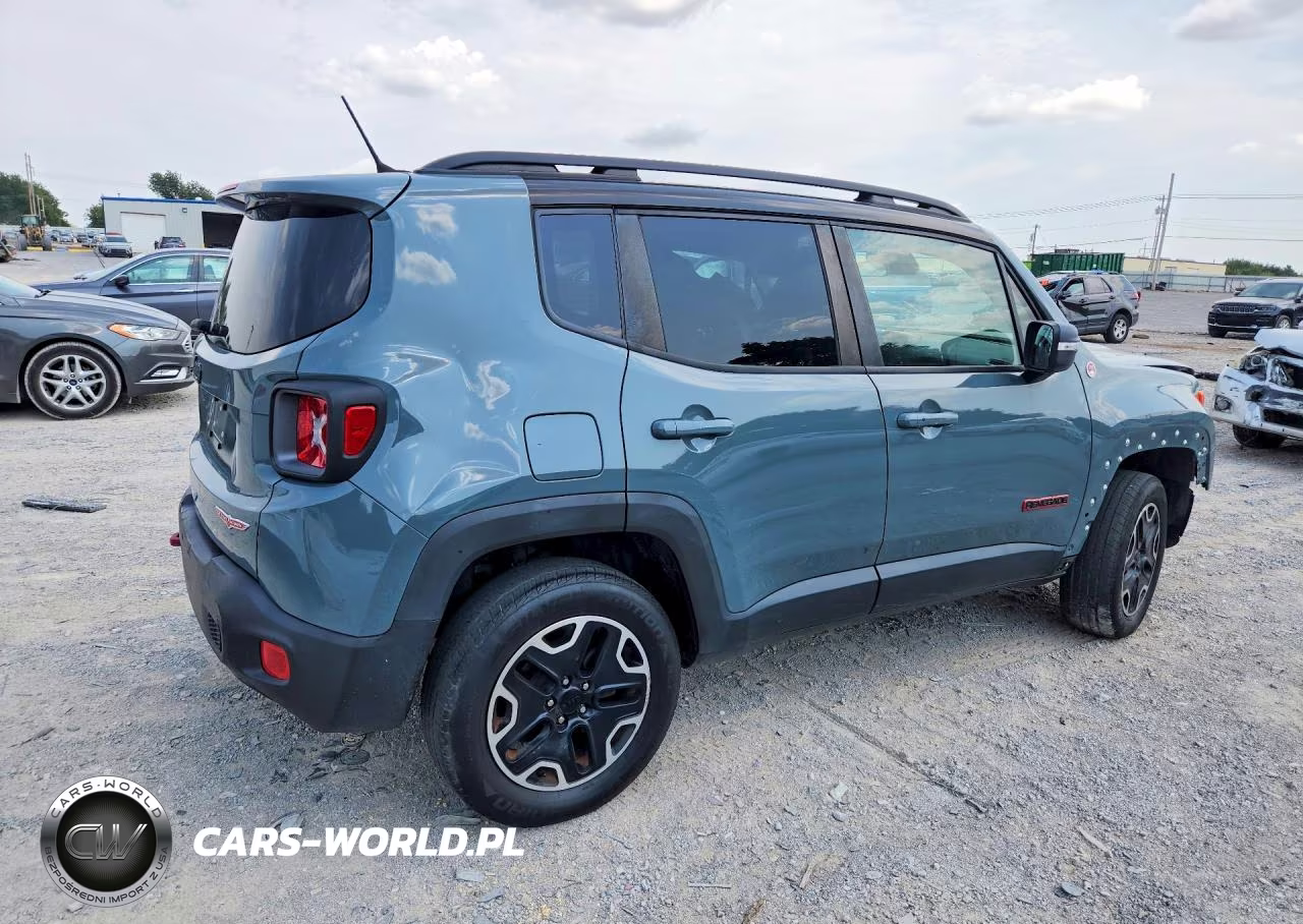 2016 Jeep Renegade Trailhawk VIN:ZACCJBCT5GPD61840 - 3