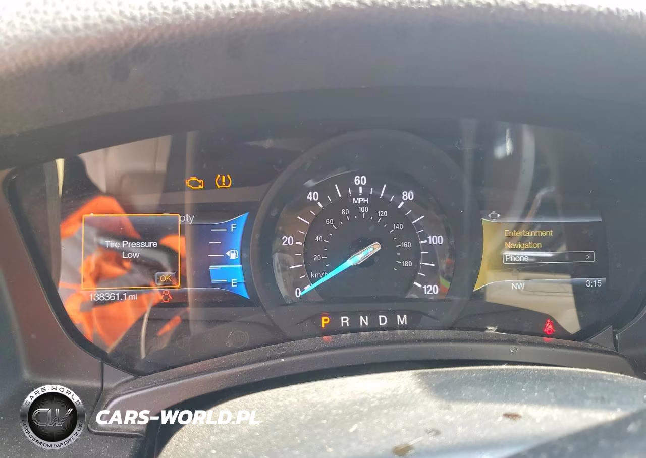 2015 Ford Expedition Limited VIN:1FMJU2ATXFEF00672 - 9