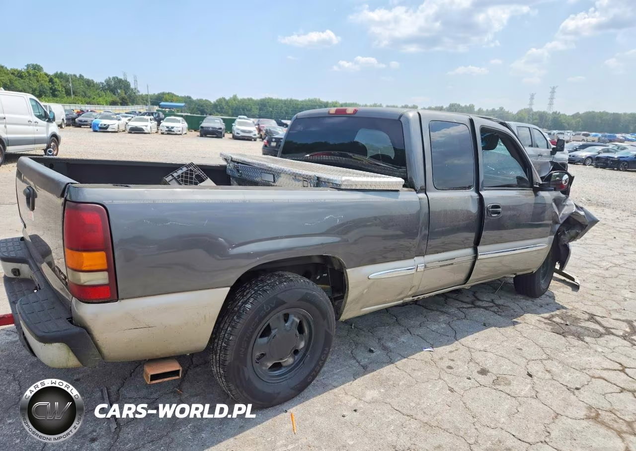 2000 GMC New Sierra C1500 VIN:1GTEC19TXYZ153976 - 3