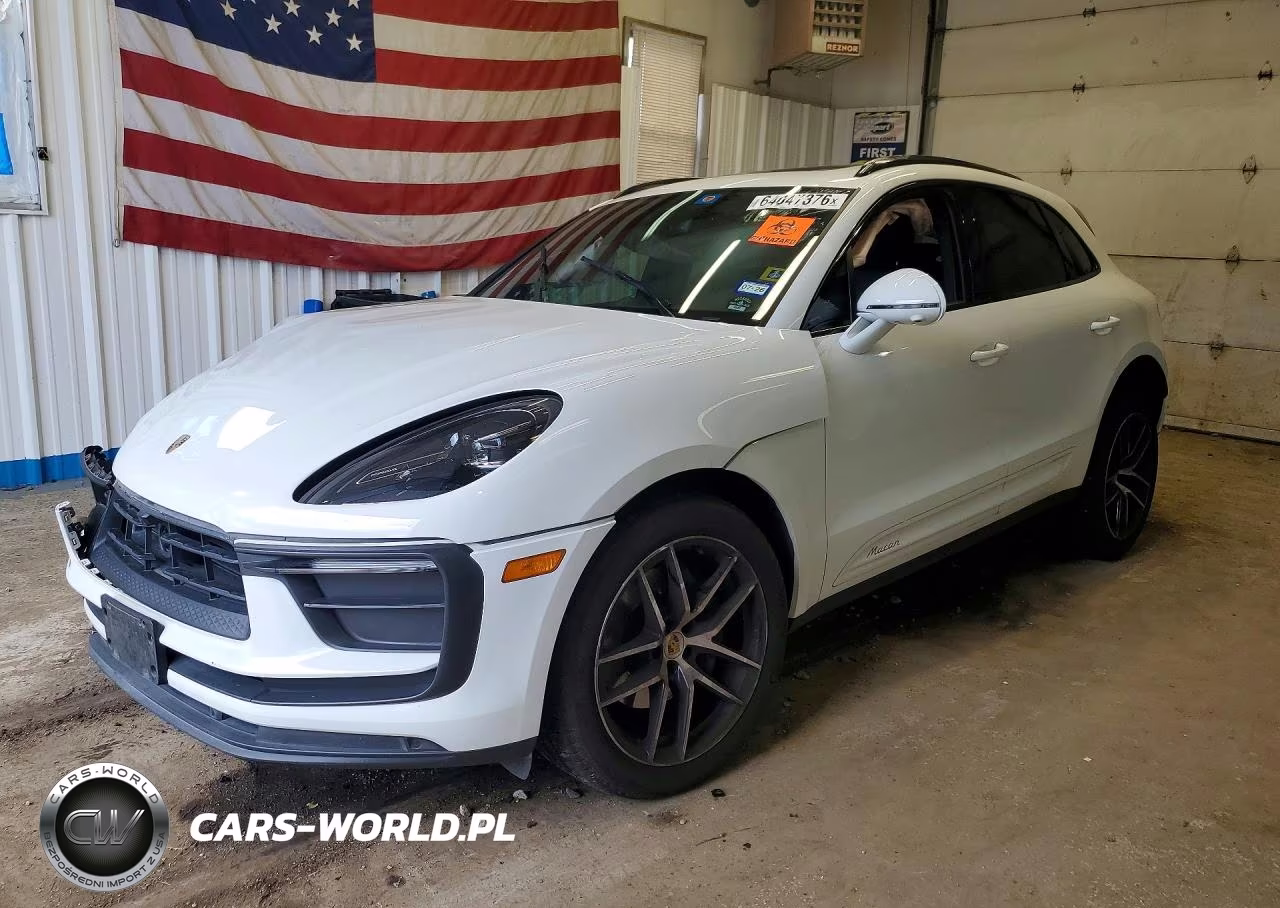 2023 Porsche Macan Base VIN:WP1AA2A58PLB21017 - 1