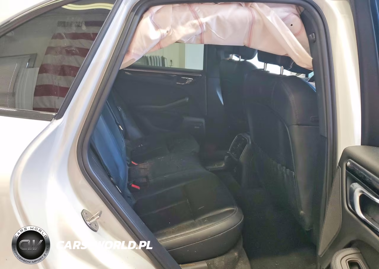 2023 Porsche Macan Base VIN:WP1AA2A58PLB21017 - 11