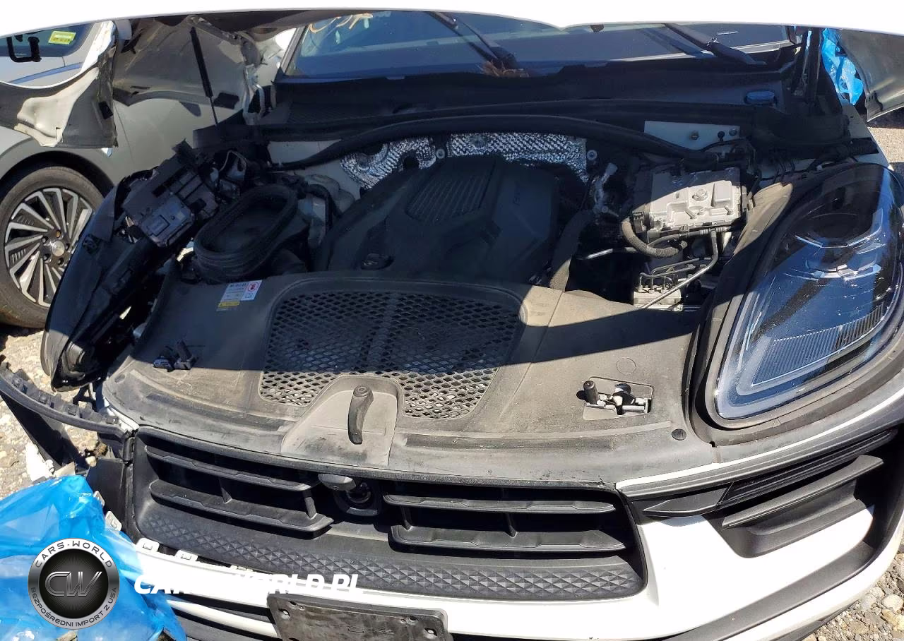2023 Porsche Macan Base VIN:WP1AA2A58PLB21017 - 12