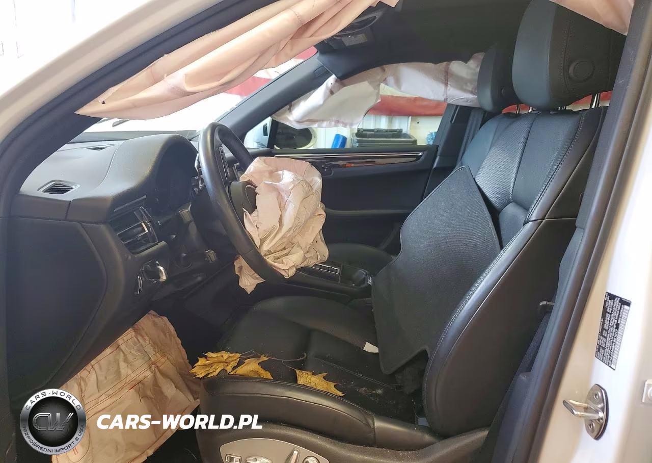 2023 Porsche Macan Base VIN:WP1AA2A58PLB21017 - 7
