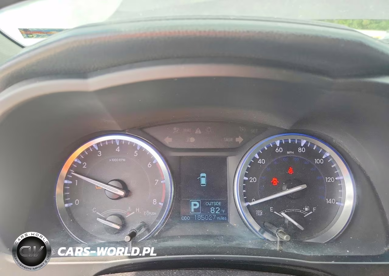 2015 Toyota Highlander Le VIN:5TDZARFH8FS009802 - 9