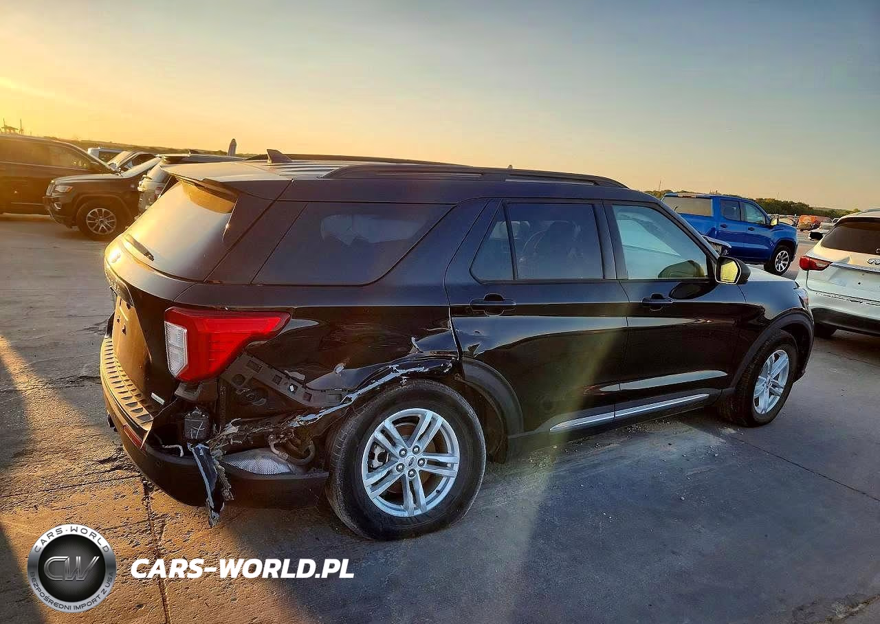 2020 Ford Explorer Xlt VIN:1FMSK7DH7LGB20929 - 3