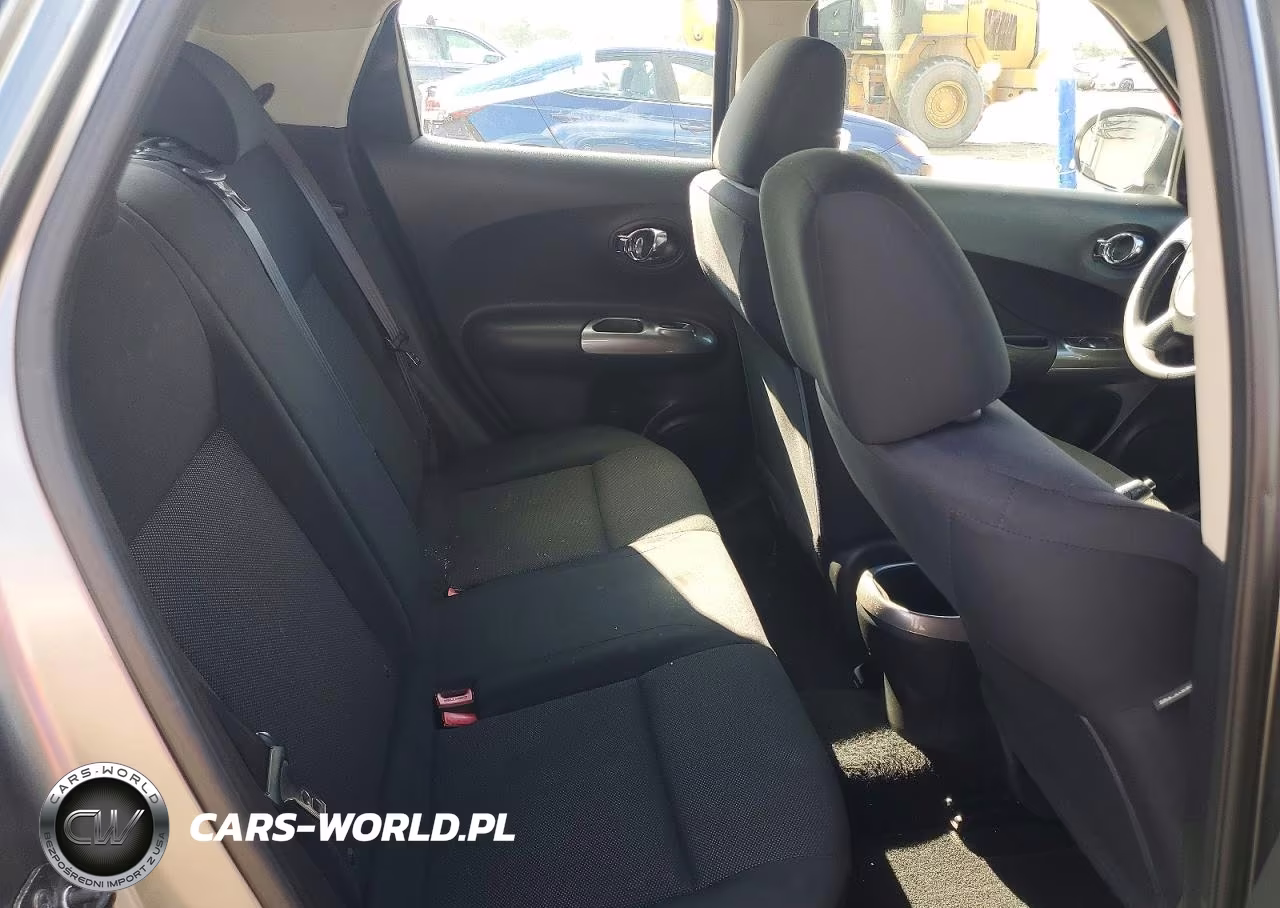 2011 Nissan Juke S VIN:JN8AF5MR4BT002431 - 11