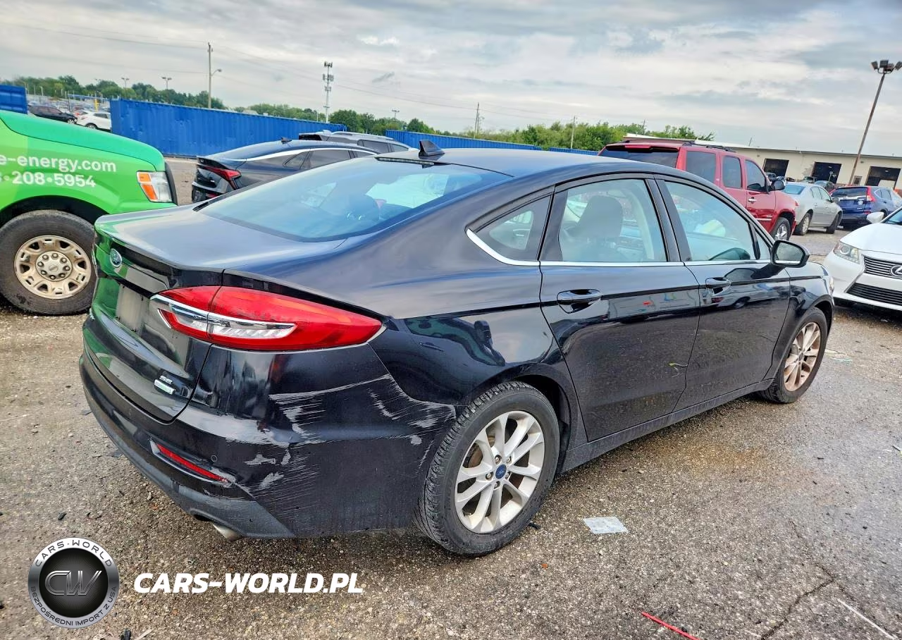 2020 Ford Fusion Se VIN:3FA6P0HD9LR150857 - 3