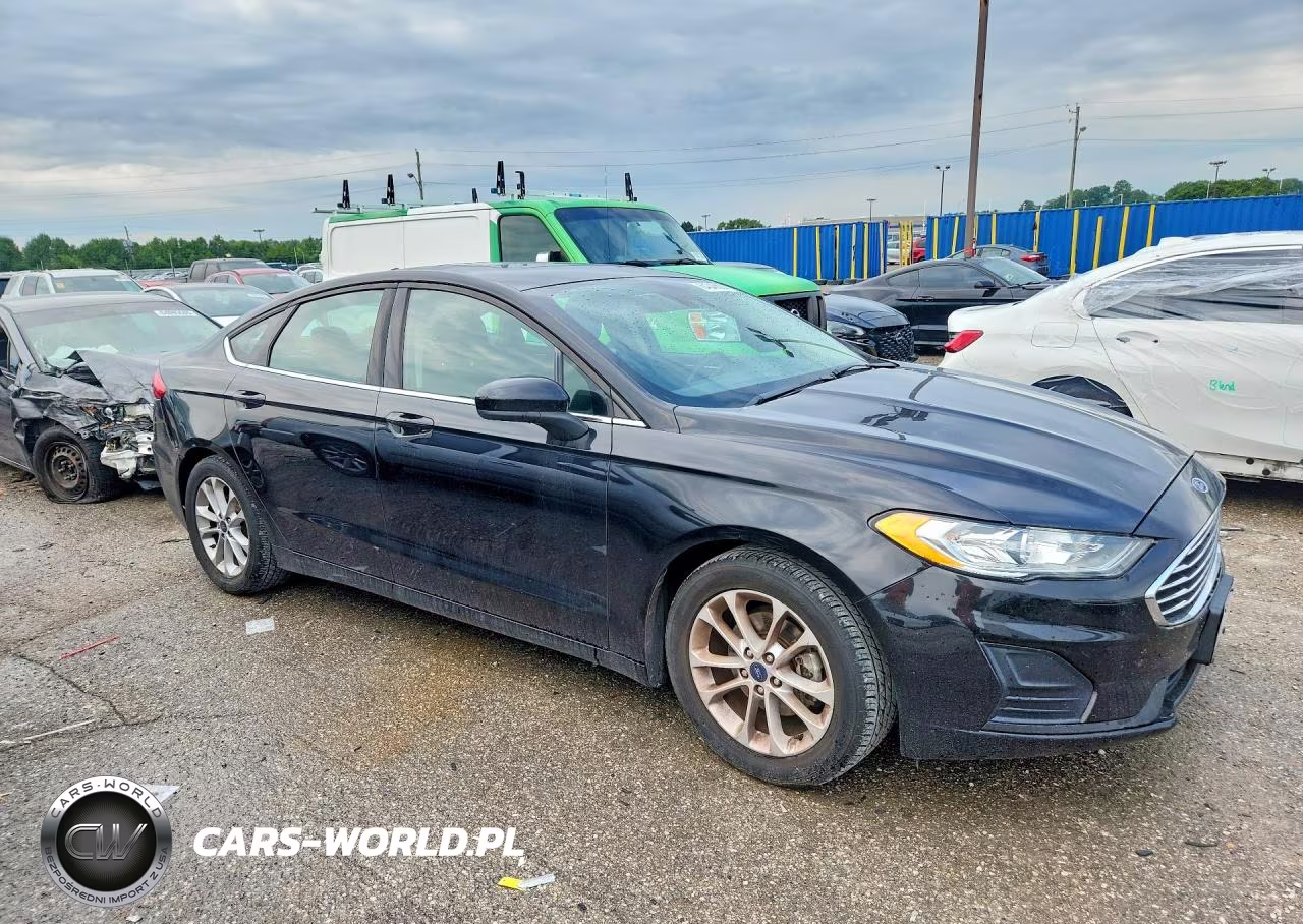 2020 Ford Fusion Se VIN:3FA6P0HD9LR150857 - 4