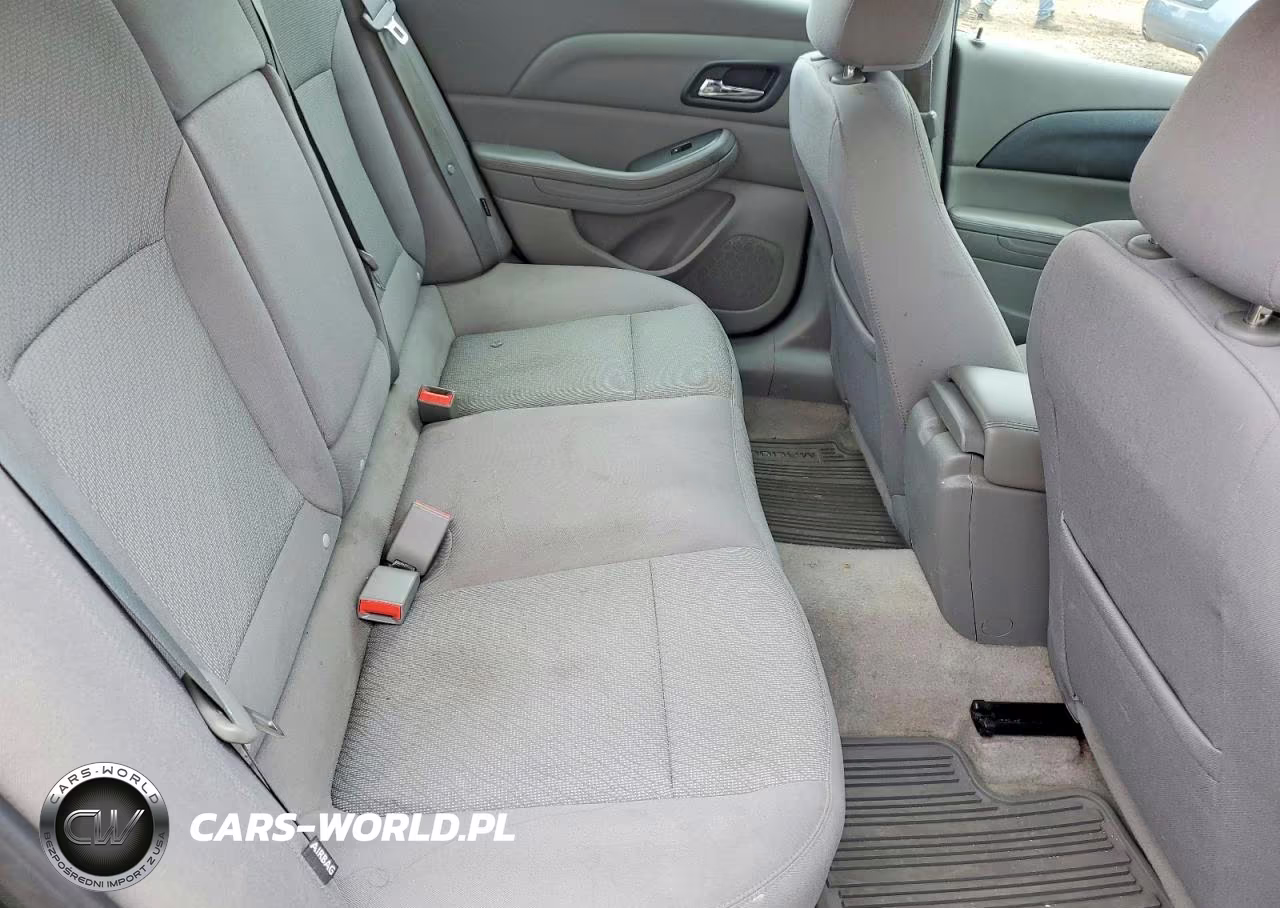 2013 Chevrolet Malibu Ls VIN:1G11B5SA3DF295589 - 10