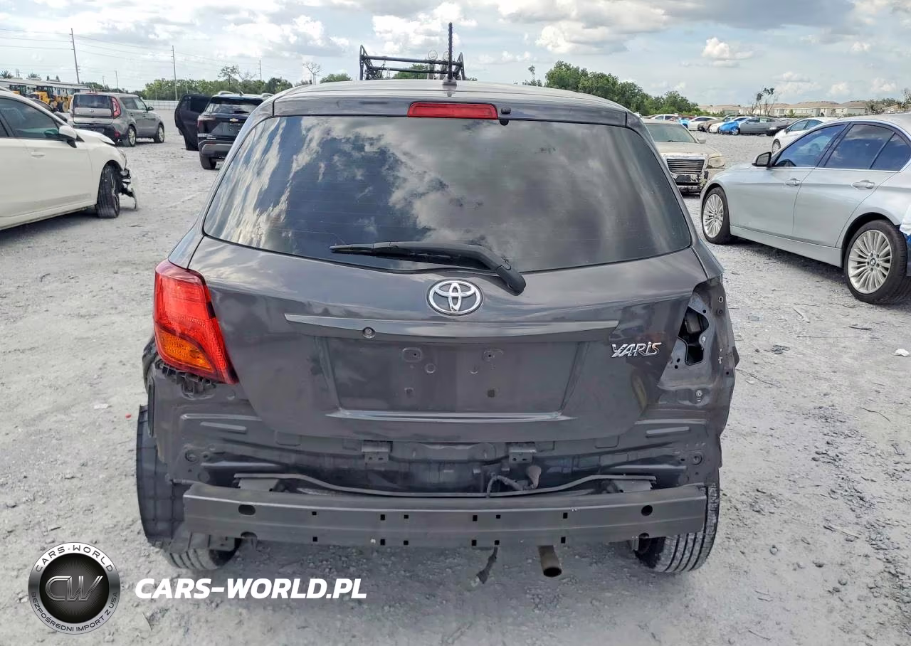 2015 Toyota Yaris 5-Door L VIN:VNKKTUD37FA044969 - 6
