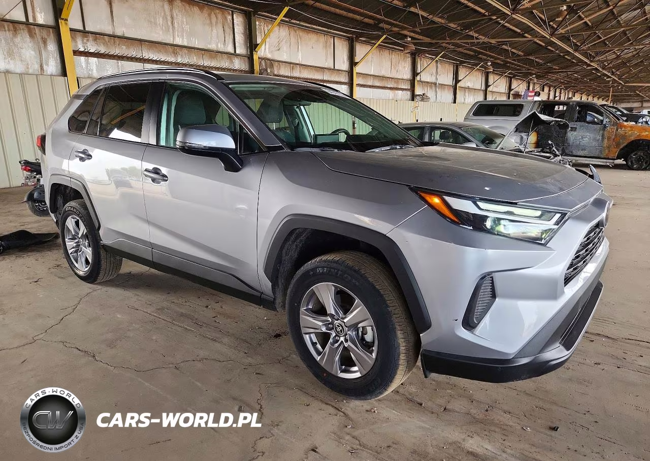 2025 Toyota Rav4 Xle VIN:2T3W1RFV5SC310482 - 4