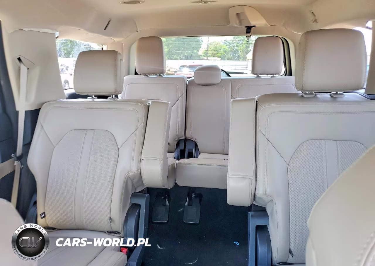 2023 Ford Expedition Limited VIN:1FMJU1K8XPEA10349 - 10