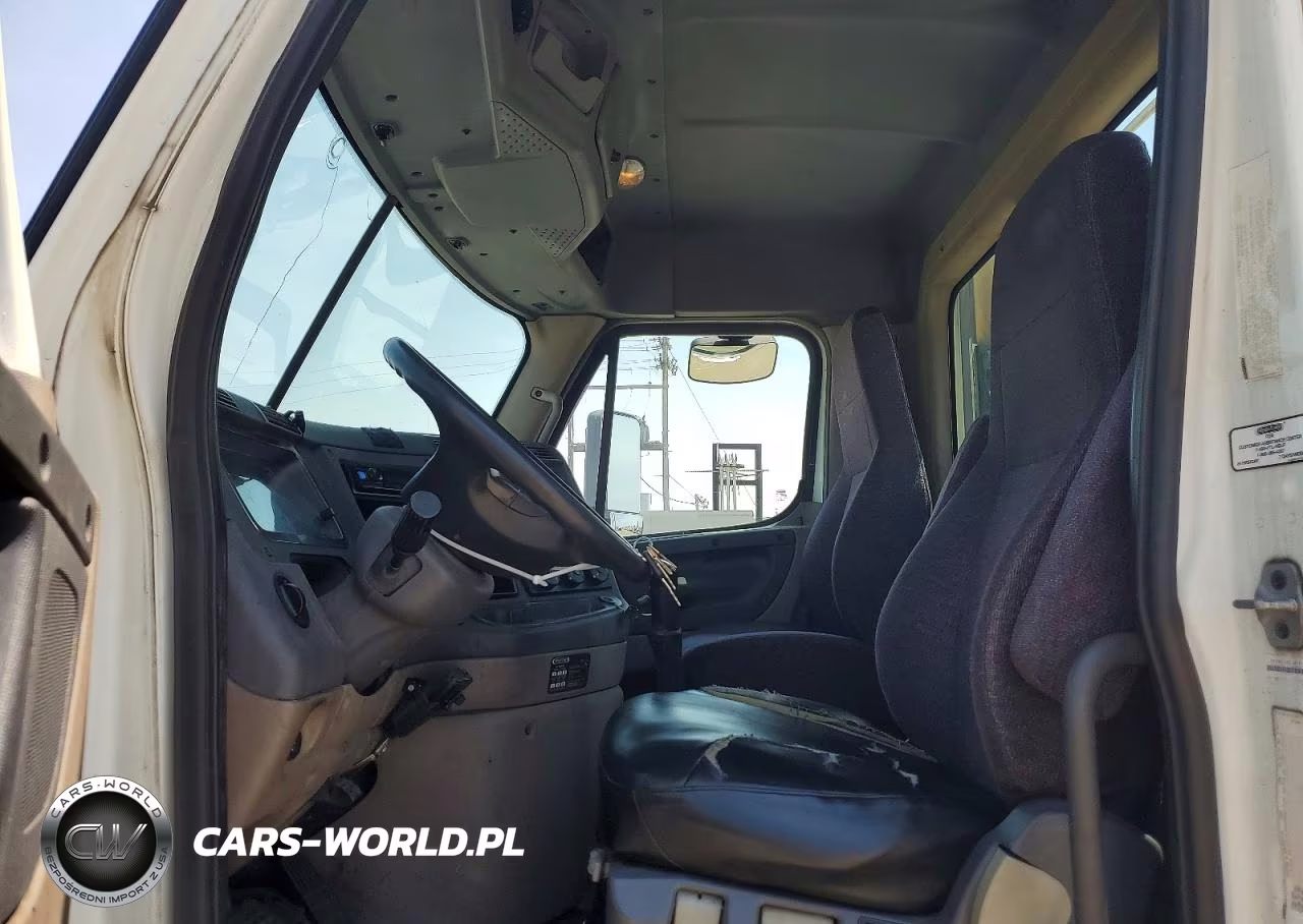 2013 Freightliner Cascadia 125 VIN:3AKBGDDV9DSFG5493 - 7