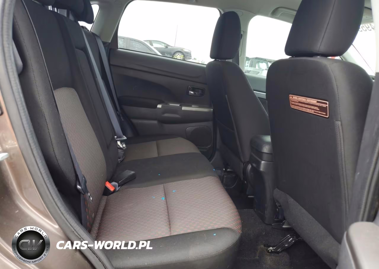 2018 Mitsubishi Outlander Sport Es VIN:JA4AP3AU6JU023659 - 11