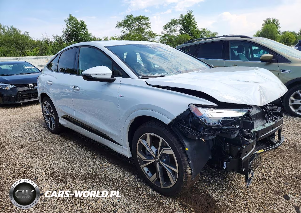 2024 Audi Q4 E-Tron Sportback Premium VIN:WA12UBFZ1RP064948 - 4