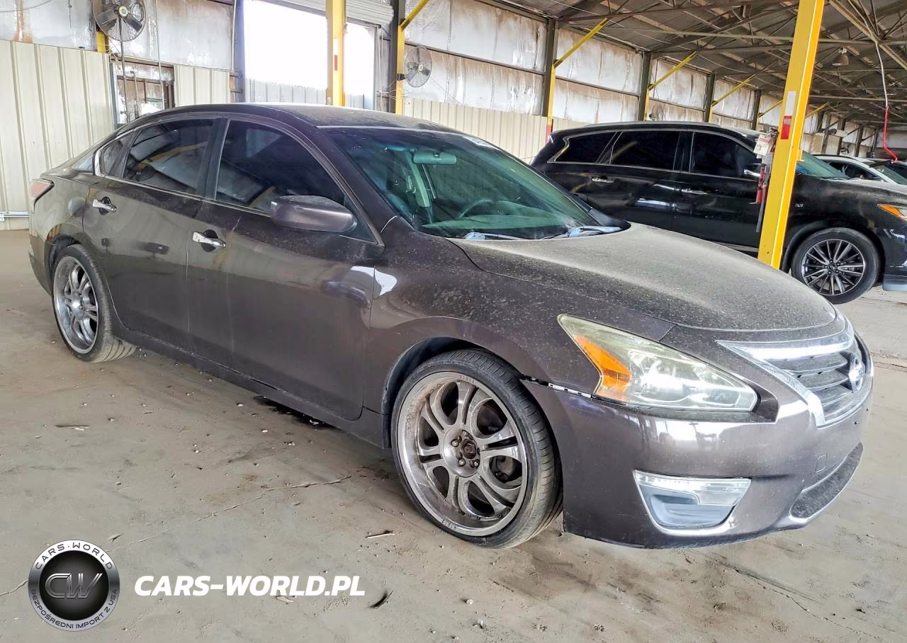 2015 Nissan Altima 2.5 S VIN:1N4AL3AP6FC295868 - 4