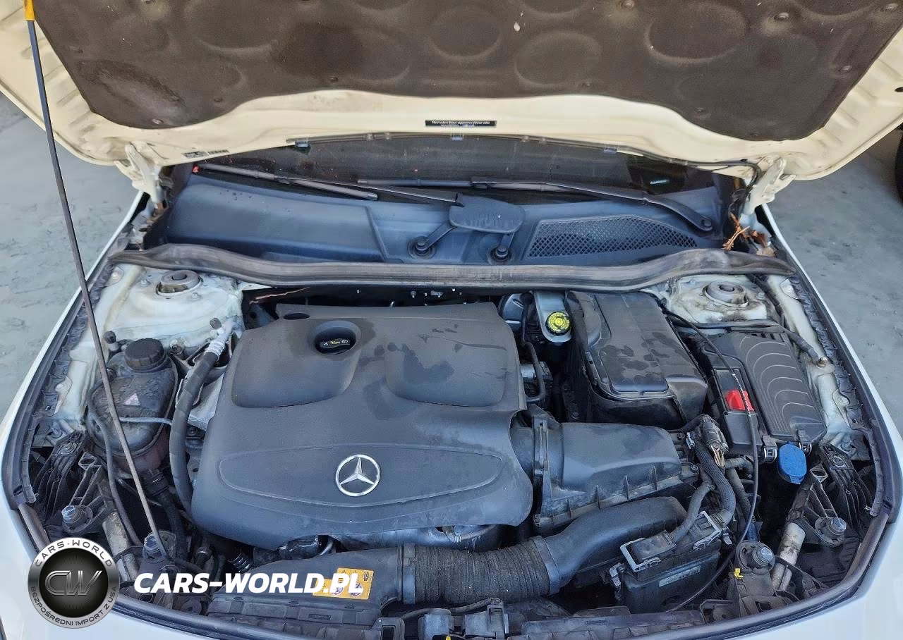 2018 Mercedes-Benz Cla 250 VIN:WDDSJ4EB2JN549281 - 11