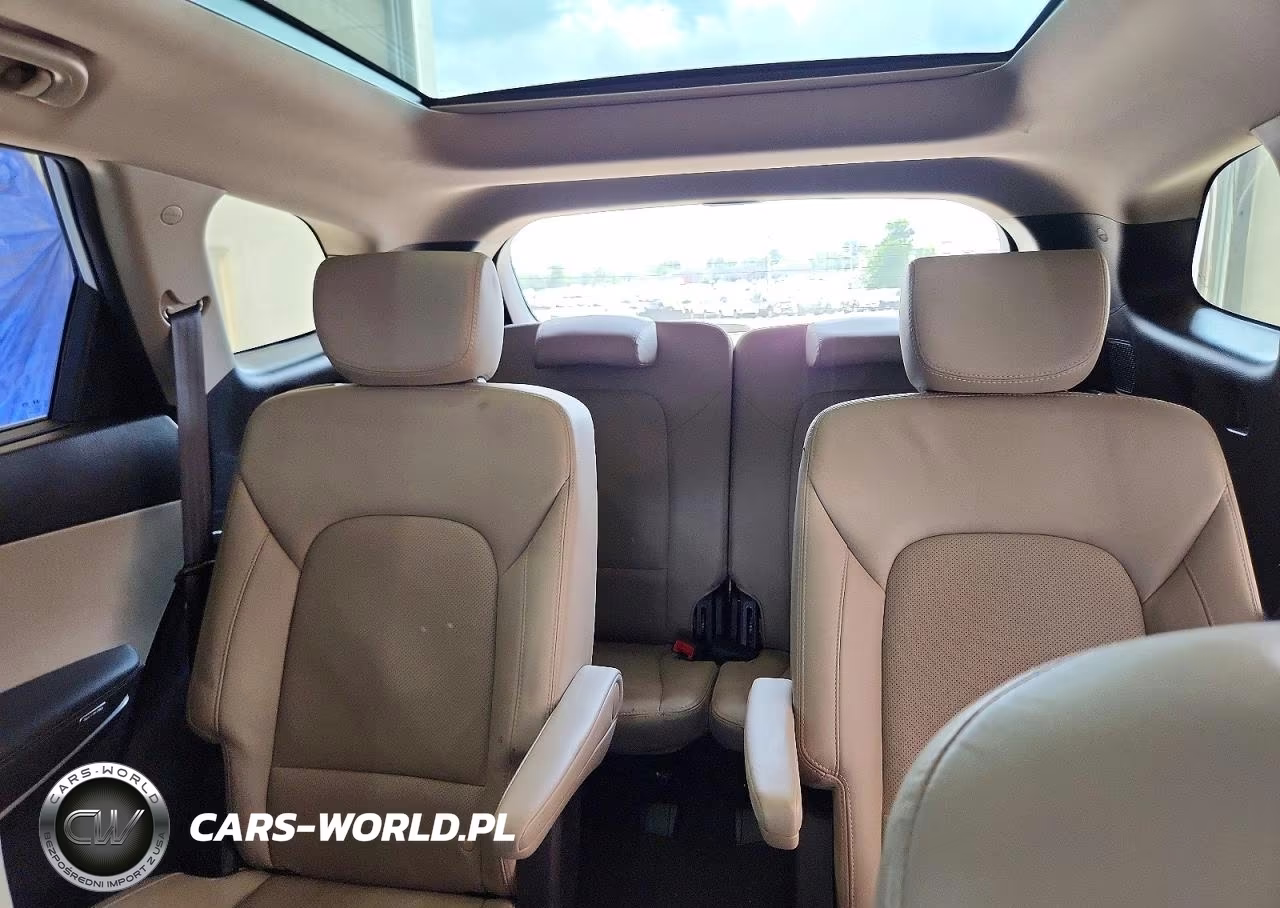 2017 Hyundai Santa Fe Limited Ultimate VIN:KM8SRDHF0HU170602 - 10