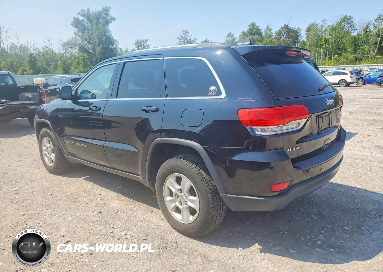 2017 Jeep Grand Cherokee Laredo VIN:1C4RJFAGXHC963906 - 2