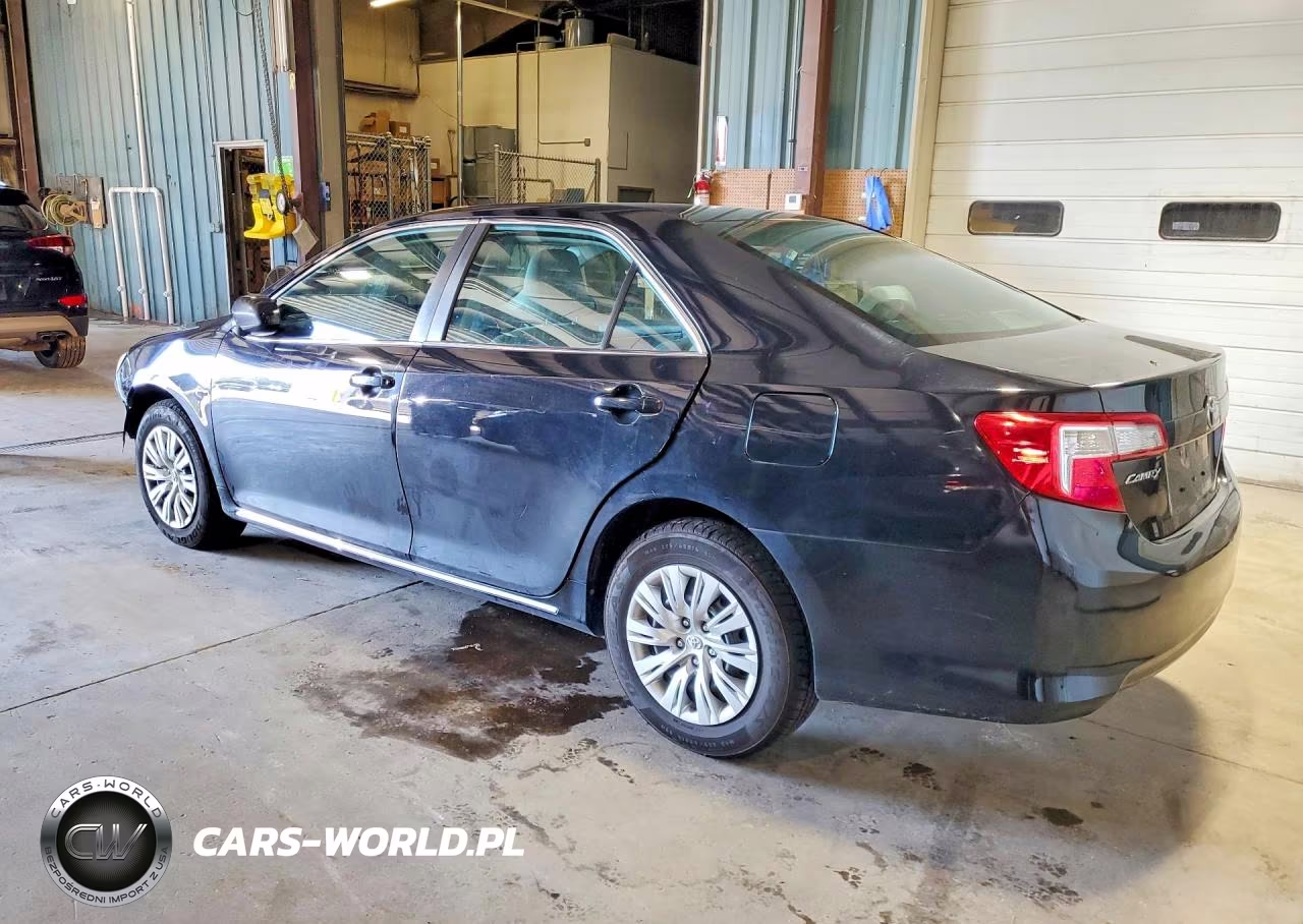 2014 Toyota Camry Le VIN:4T4BF1FK7ER423410 - 2