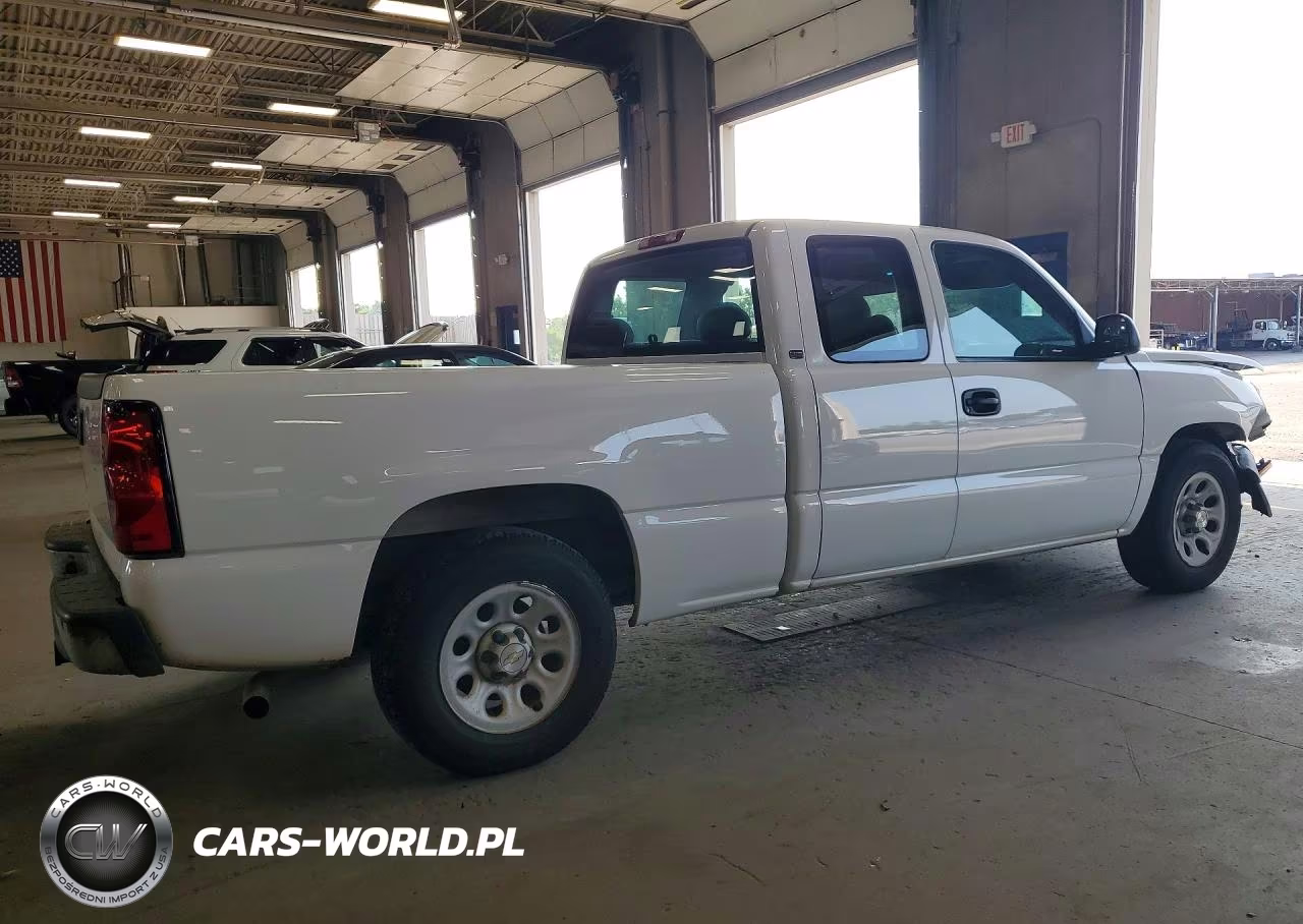 2005 Chevrolet Silverado C1500 VIN:1GCEC19T35Z300070 - 3