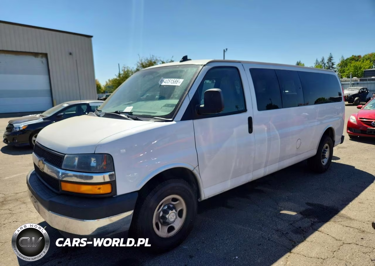 2018 Chevrolet Express G3500 Lt