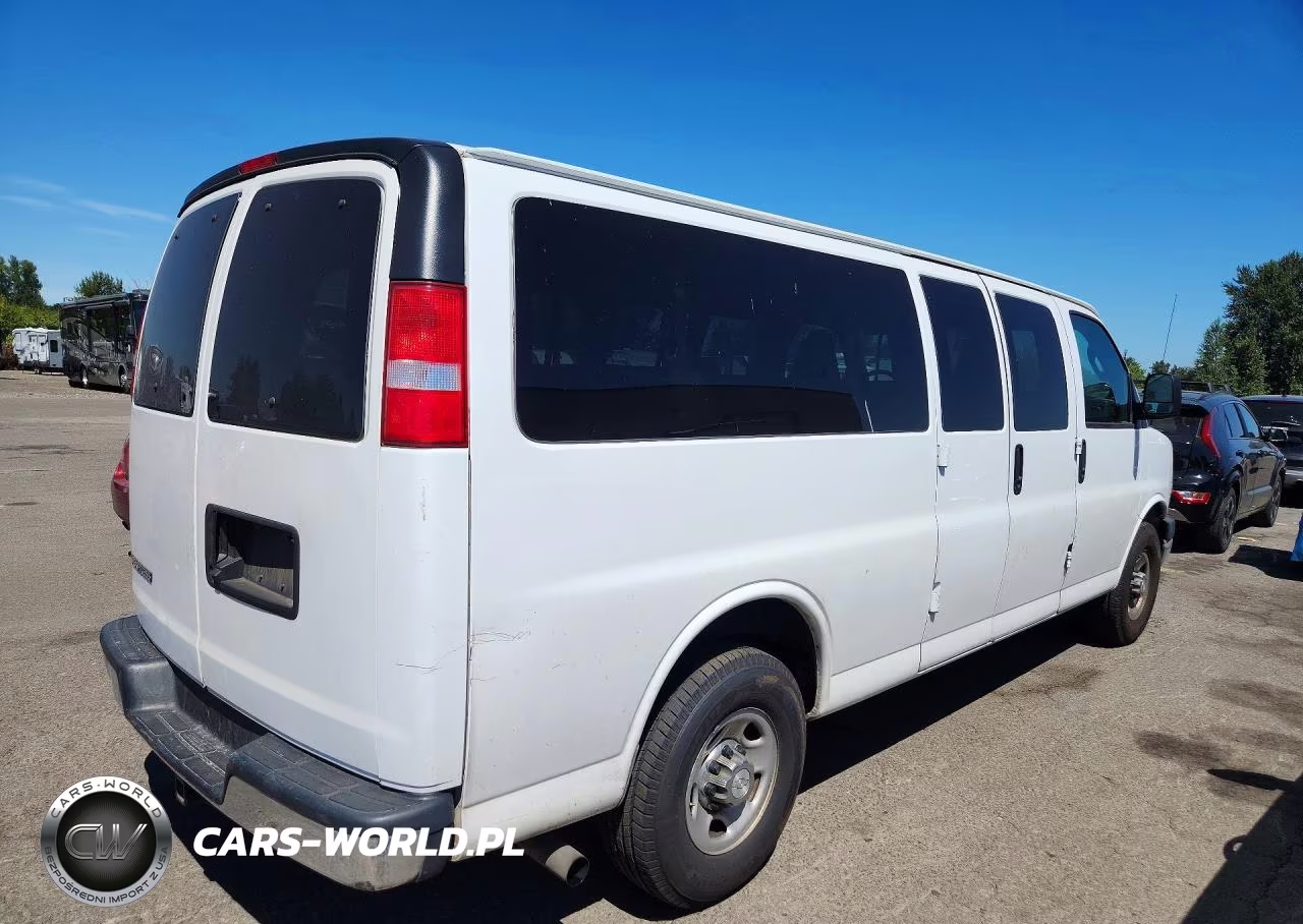 2018 Chevrolet Express G3500 Lt VIN:1GAZGPFPXJ1268431 - 3