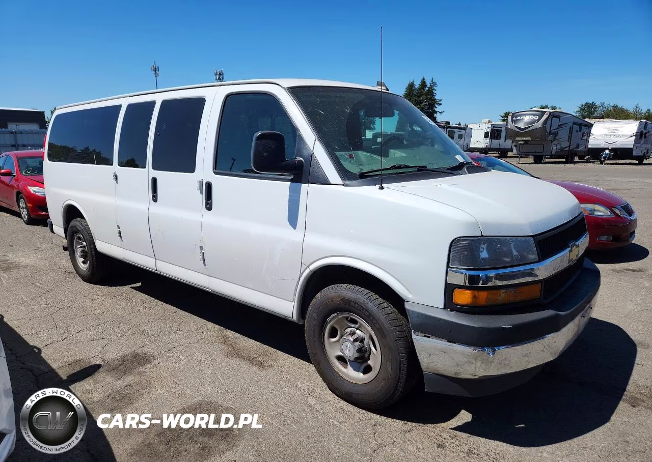 2018 Chevrolet Express G3500 Lt VIN:1GAZGPFPXJ1268431 - 4