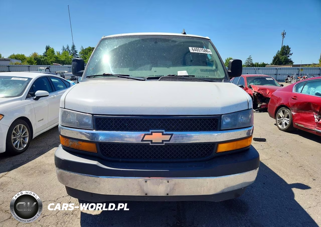 2018 Chevrolet Express G3500 Lt VIN:1GAZGPFPXJ1268431 - 5