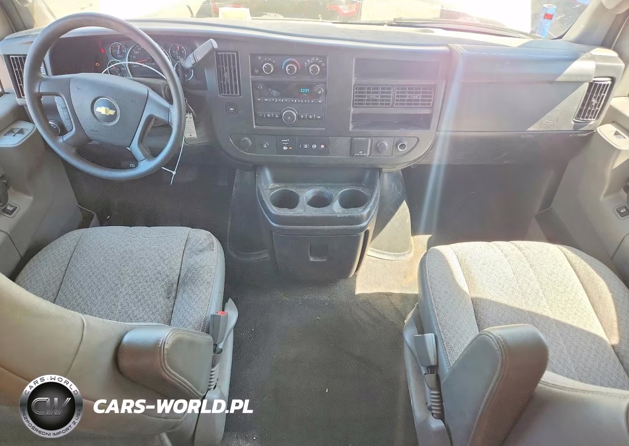 2018 Chevrolet Express G3500 Lt VIN:1GAZGPFPXJ1268431 - 8