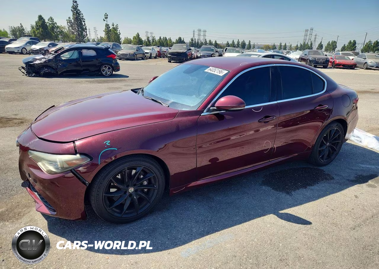 2017 Alfa Romeo Giulia VIN:ZARFAEBN8H7557731 - 1