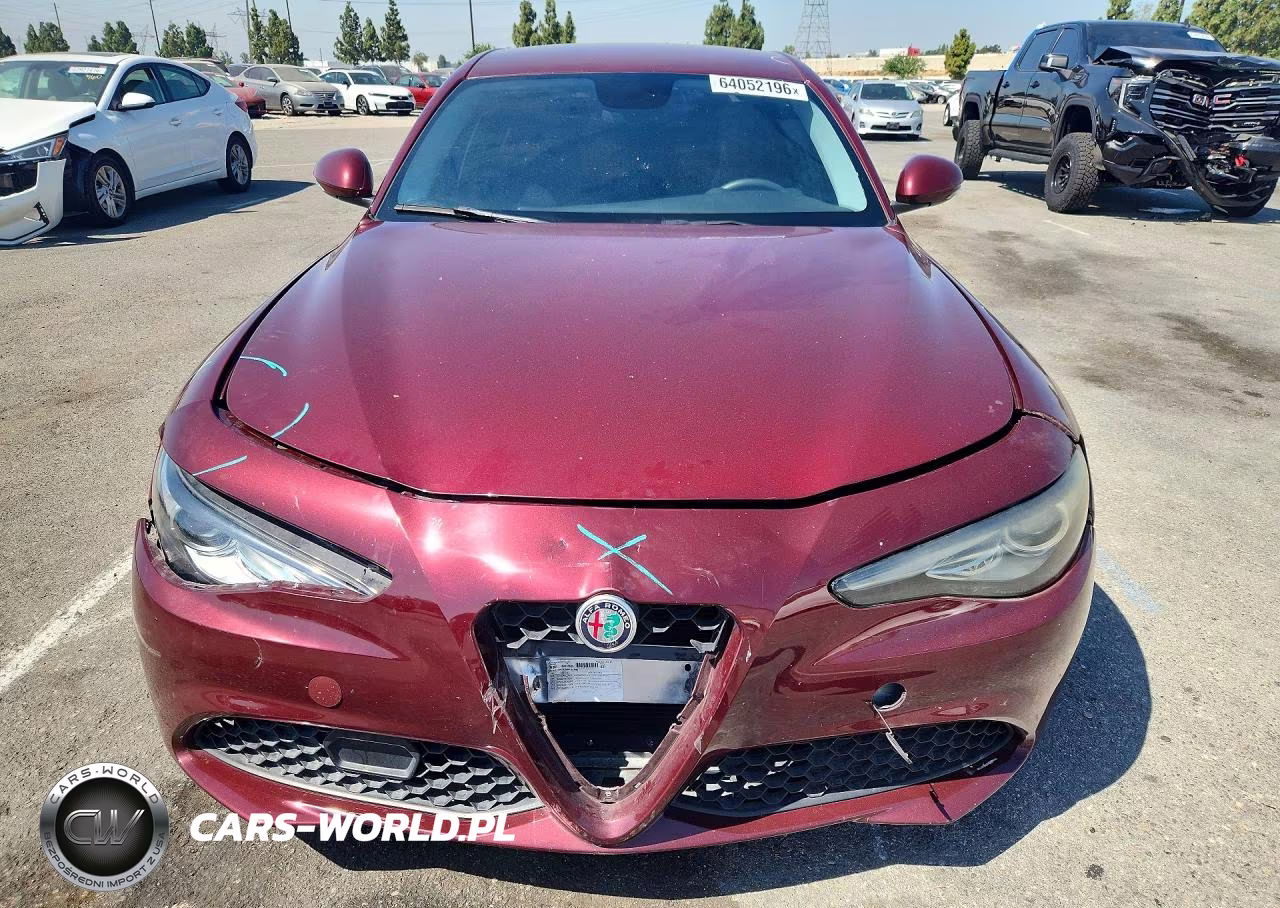 2017 Alfa Romeo Giulia VIN:ZARFAEBN8H7557731 - 5