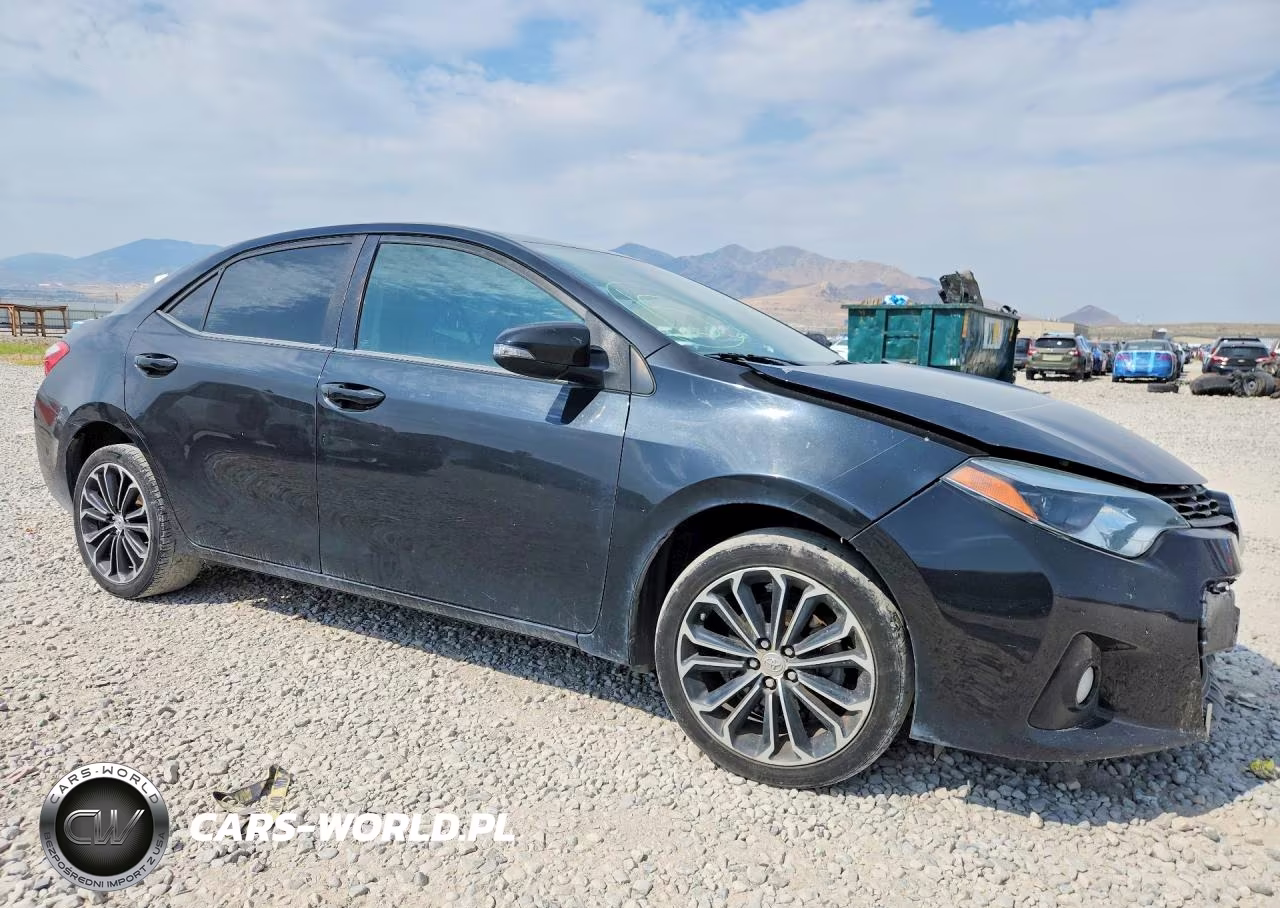 2015 Toyota Corolla S Plus VIN:5YFBURHE5FP240533 - 4