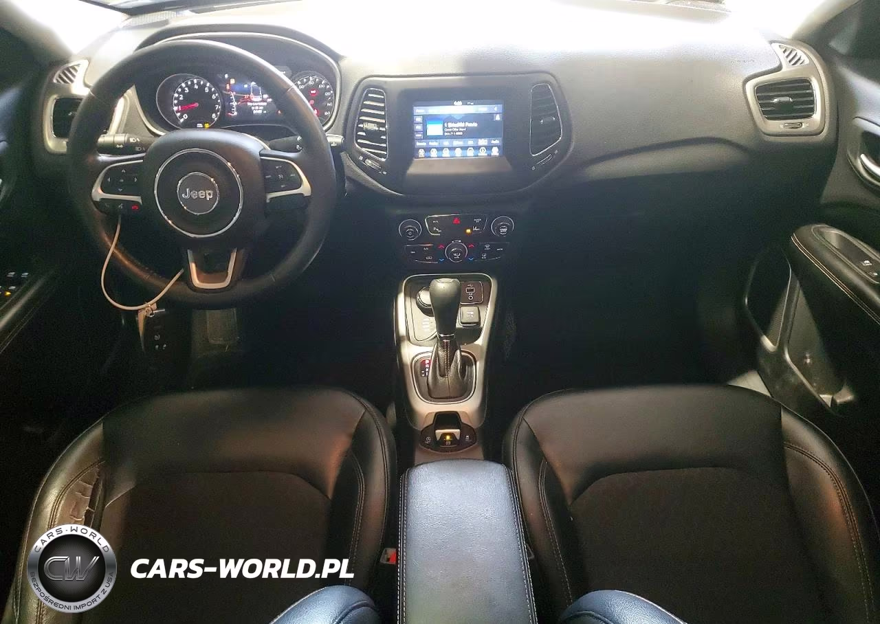 2018 Jeep Compass Latitude VIN:3C4NJDBB3JT134949 - 8