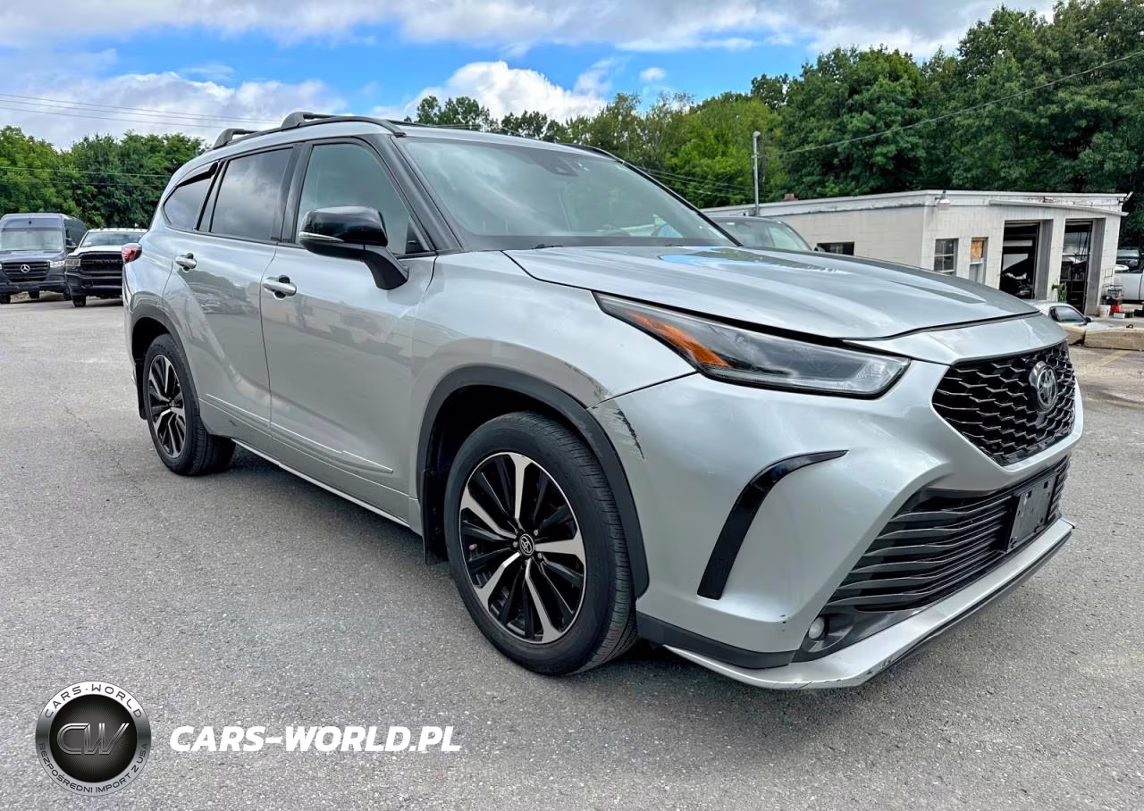2022 Toyota Highlander Xse VIN:5TDLZRBH1NS216003 - 4