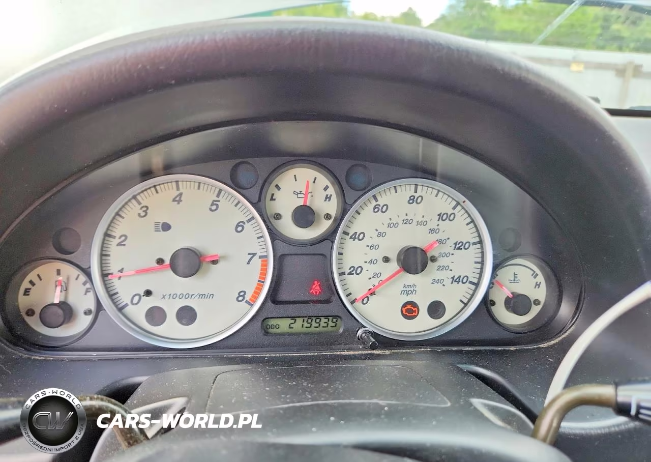 2005 Mazda Mx-5 Miata Base VIN:JM1NB353X50410302 - 9