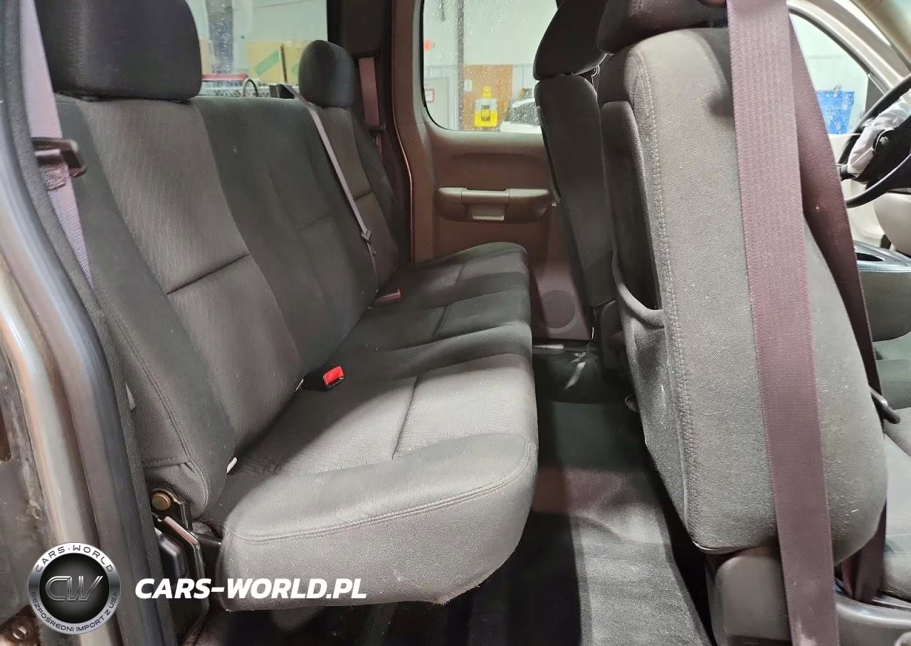 2012 Chevrolet Silverado K1500 VIN:1GCRKPEA1CZ254943 - 10