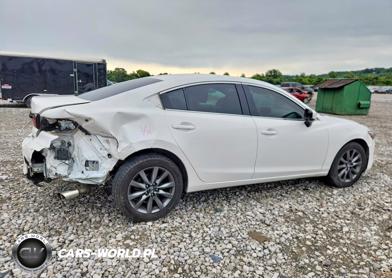 2018 Mazda 6 Sport VIN:JM1GL1UM1J1304944 - 3