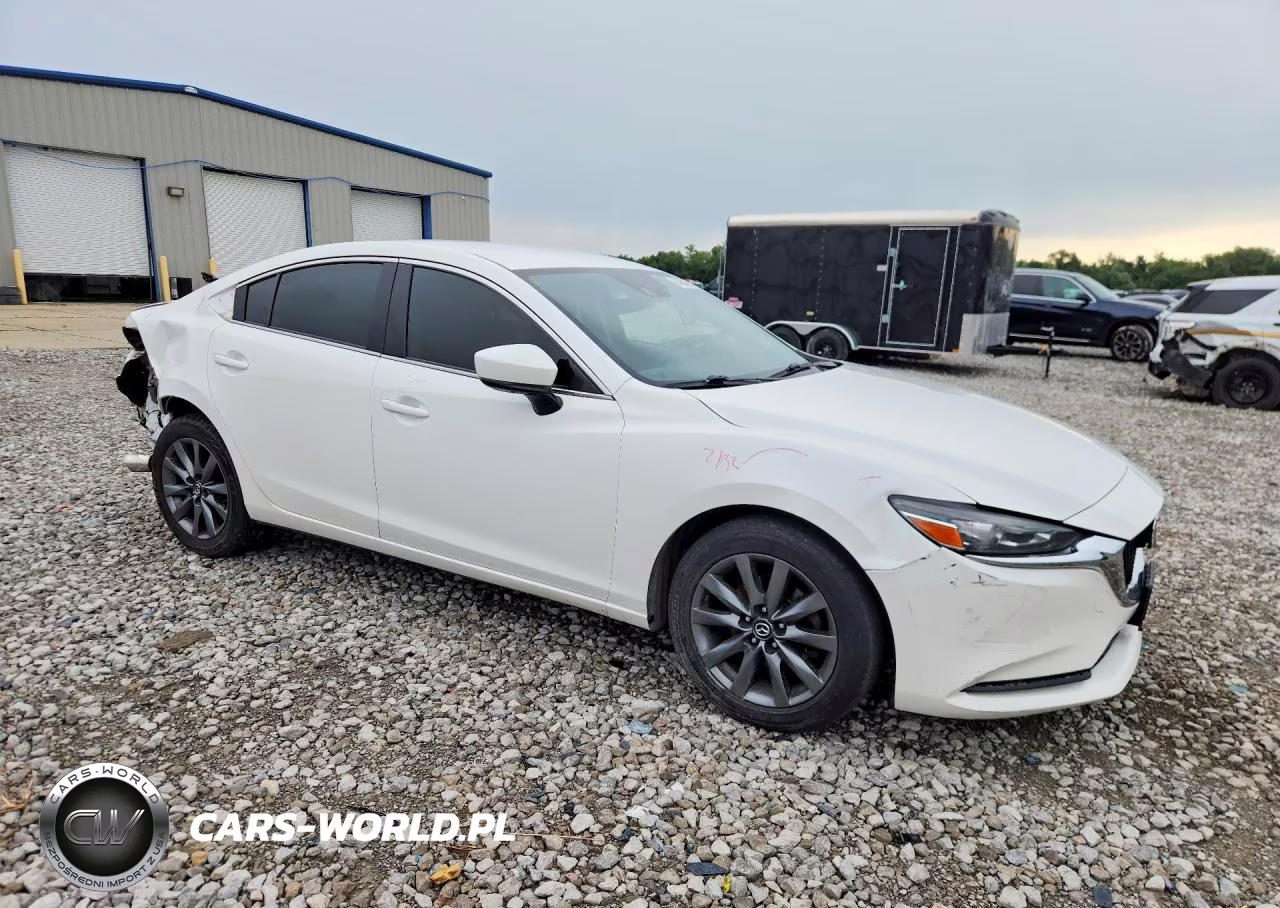 2018 Mazda 6 Sport VIN:JM1GL1UM1J1304944 - 4