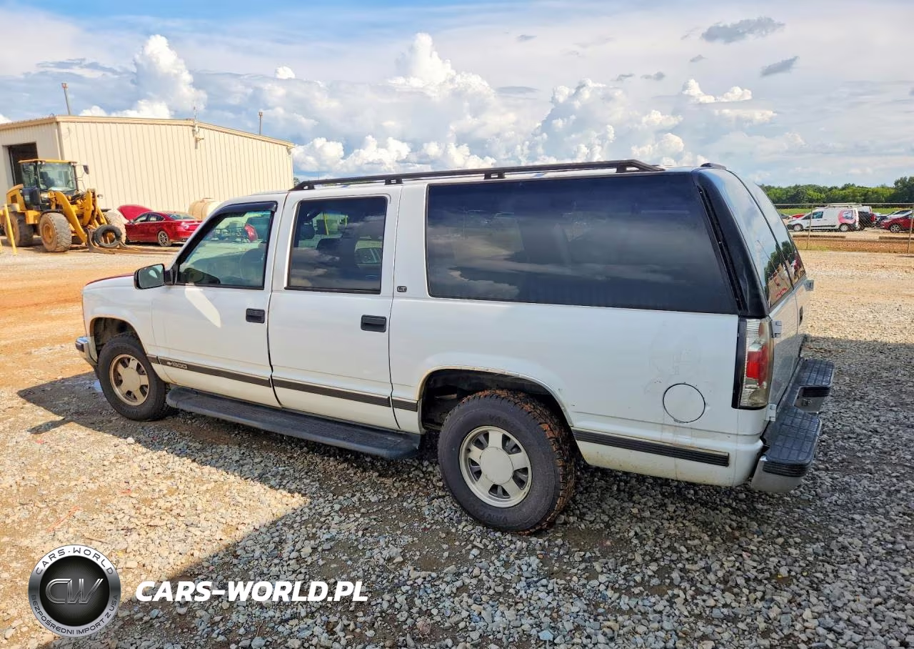 1998 Chevrolet Suburban C1500 VIN:3GNEC16R9WG137684 - 2