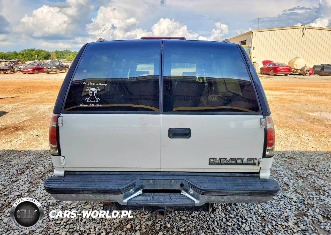 1998 Chevrolet Suburban C1500 VIN:3GNEC16R9WG137684 - 6