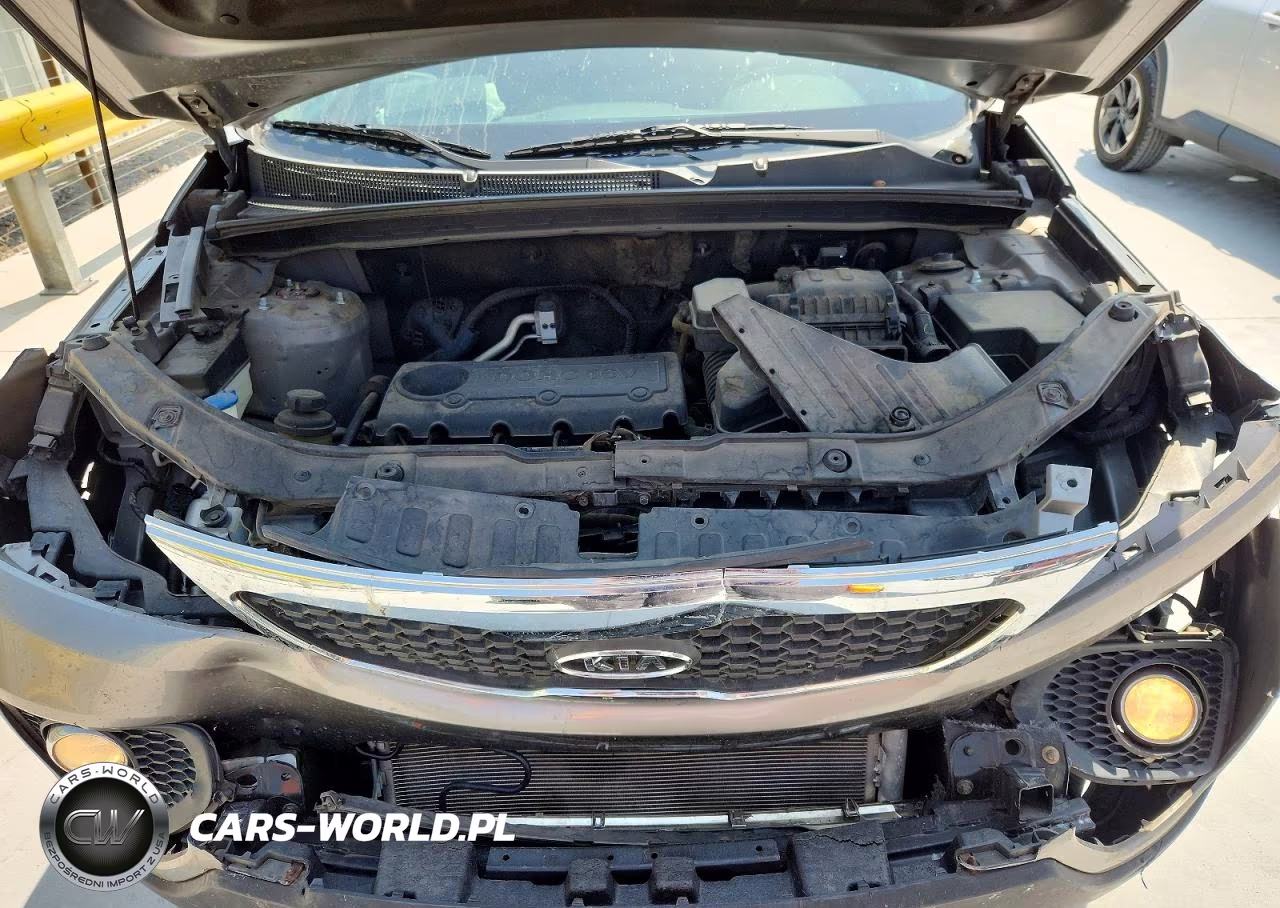 2011 Kia Sorento Lx VIN:5XYKT4A13BG110200 - 12