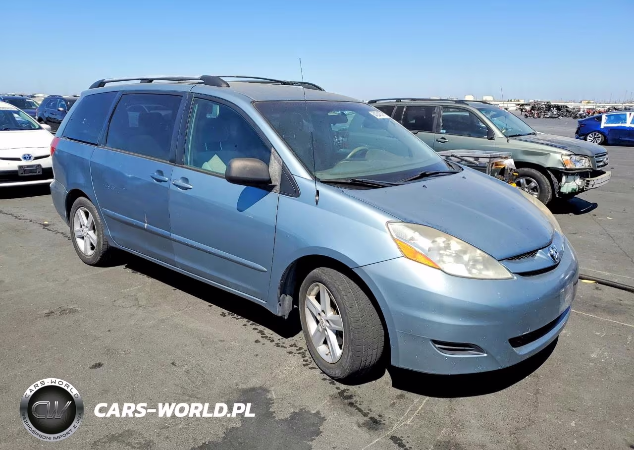 2008 Toyota Sienna Le 8-Passenger VIN:5TDZK23C58S205423 - 4